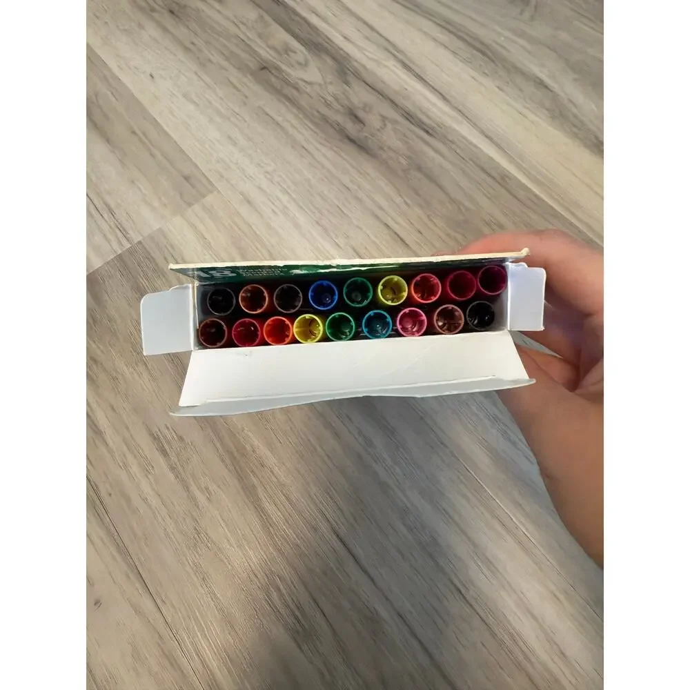Crayola 2015 Silly Doodle Scents 18 Washable Markers USA Super Rare Opened